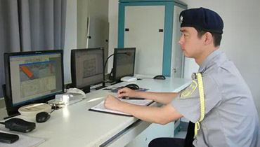 长春鸿石物业在管理中引进巡更棒